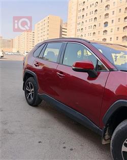 تۆیۆتا ڕاڤ 4